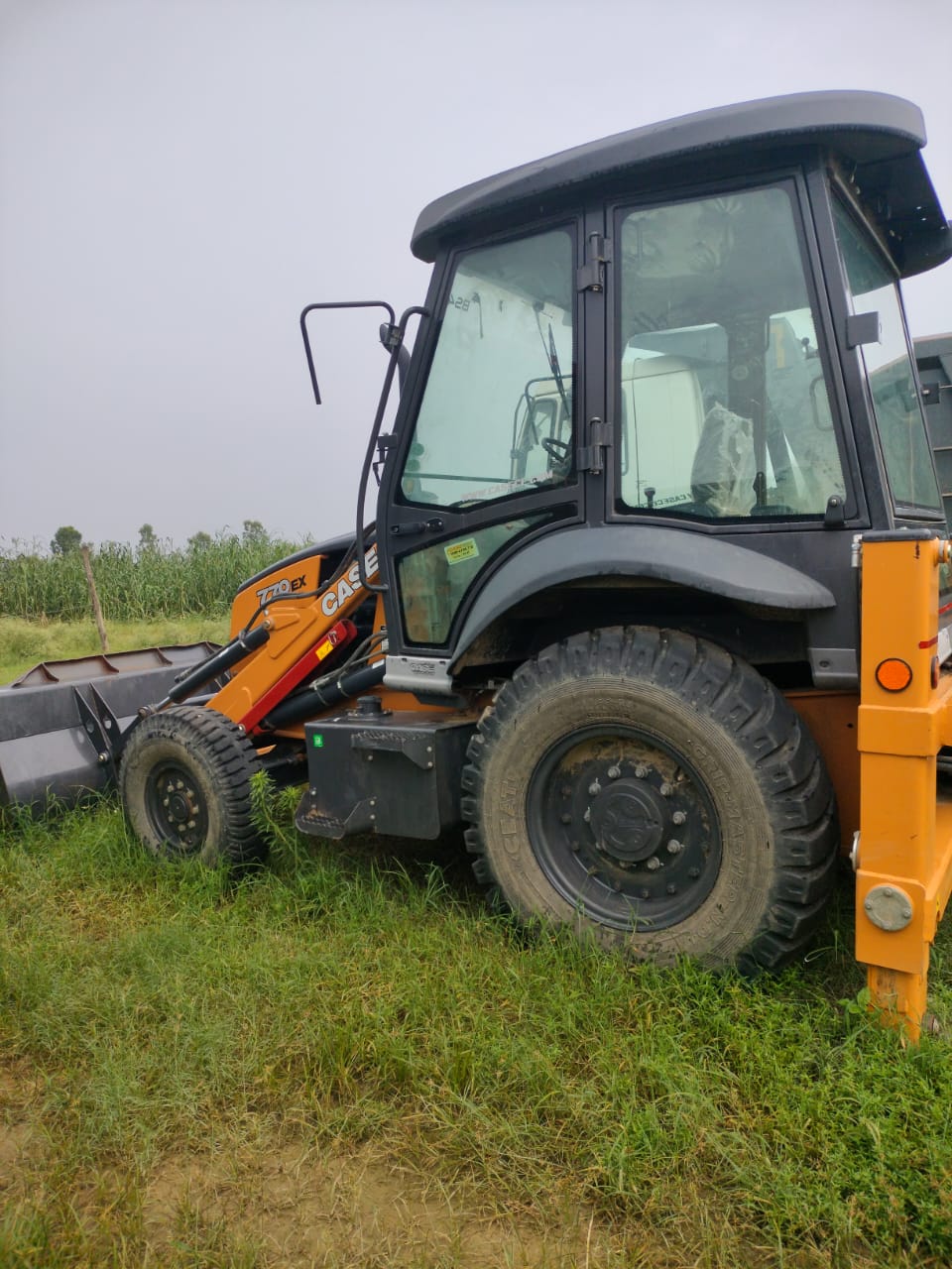 CASE 770Ex Backhoe Loader Equipment Rentals India case-770ex-backhoe-loader-equipment-rentals-india